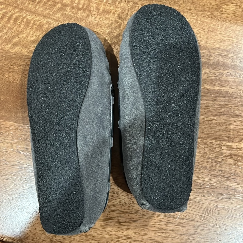 Minnetonka Cally Faux Fur Slipper - Picture 2 of 2
